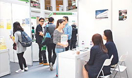 中國式圣誕節(jié)還能走多遠 零售業(yè)的機遇與挑戰(zhàn)